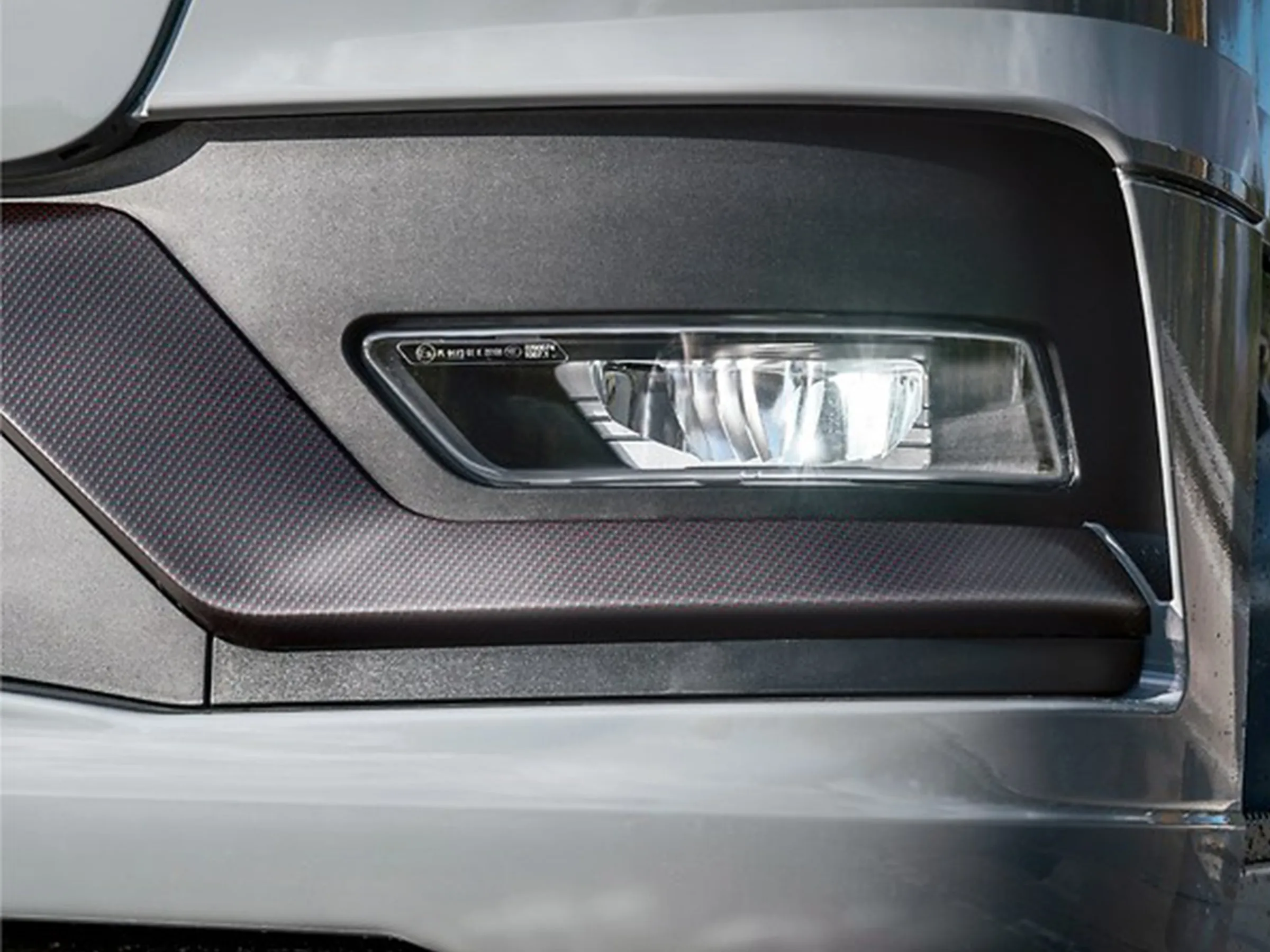 Stoßfänger-Applikation